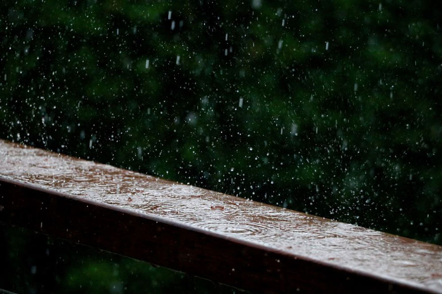 timelapse photography of water drops