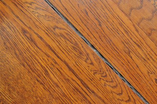 gapping hardwood floors