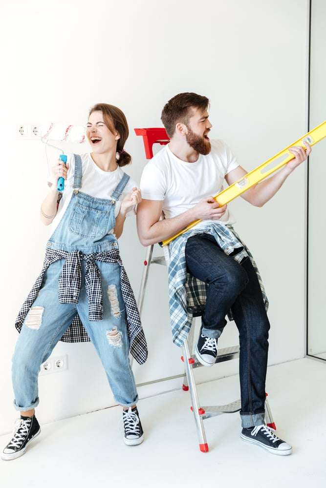 fun-home-renovation-couple